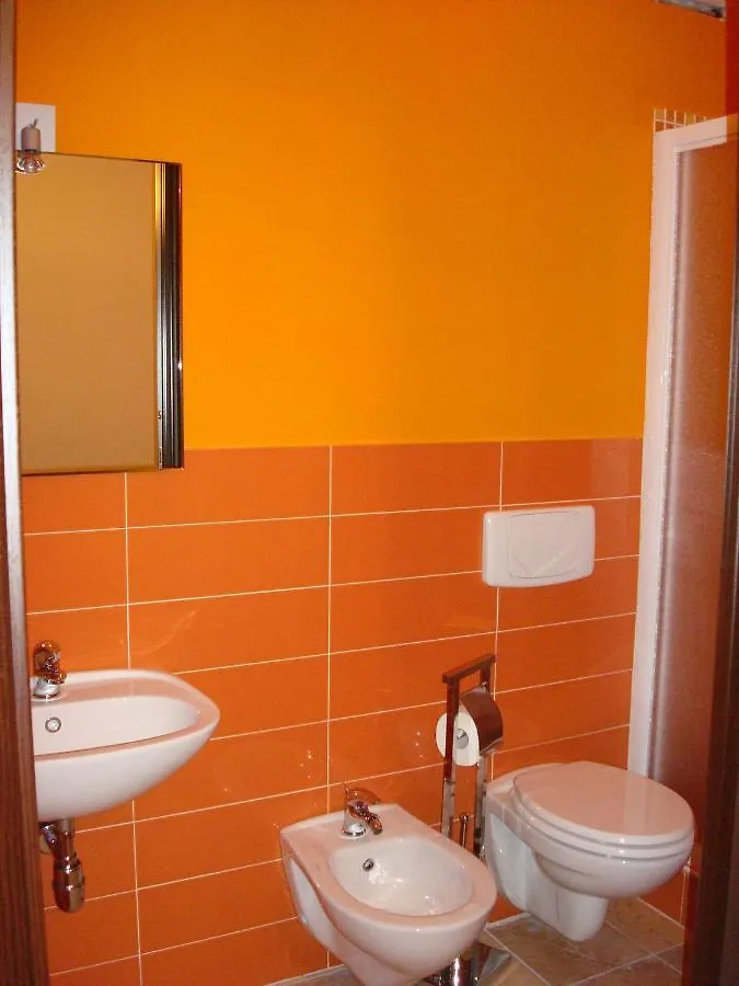 Butterfly Accommodation Alghero 2*,
